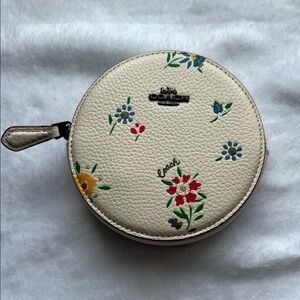 Coach Cream Floral Round Zip Coin Pouch